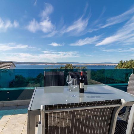 Stunning Apartment In Dramalj With House Sea View מראה חיצוני תמונה